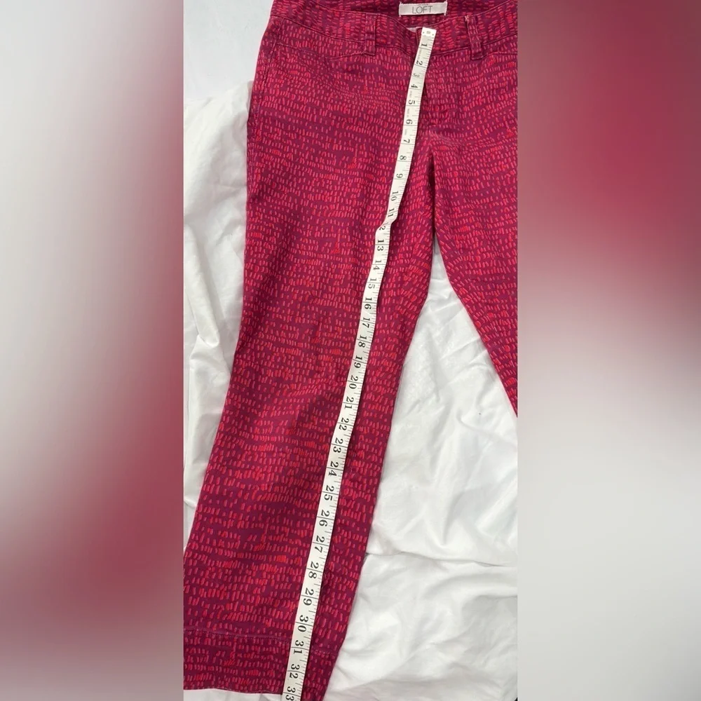 Anne Taylor Loft Marisa Vibrant Pink and Red Patterned Pants zipper slits size 6